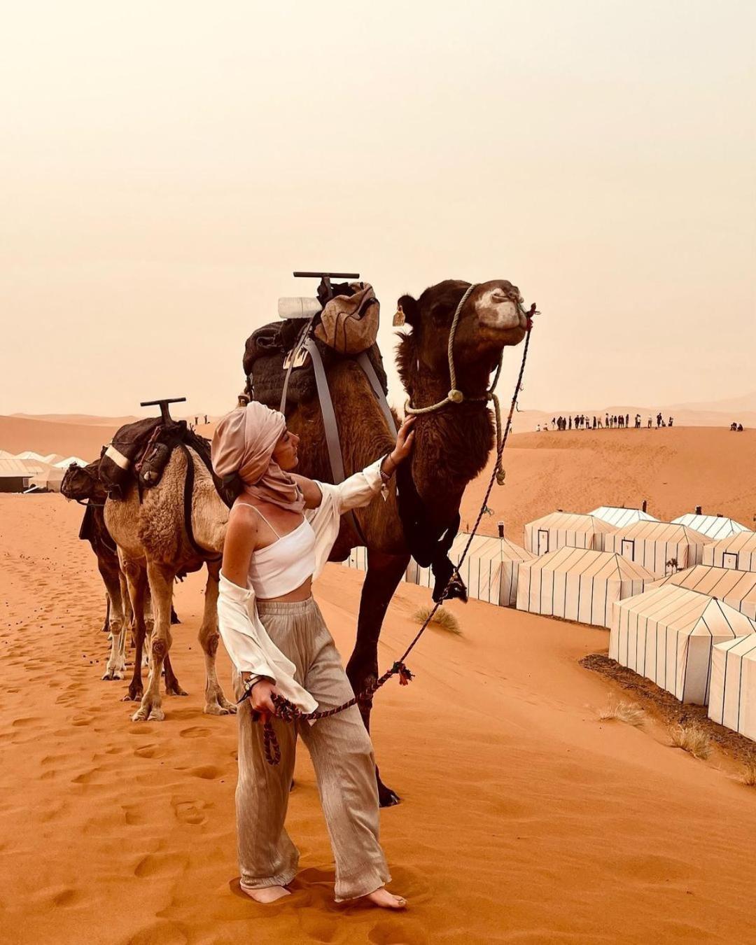 Royal Sands Camp Merzouga Bagian luar foto
