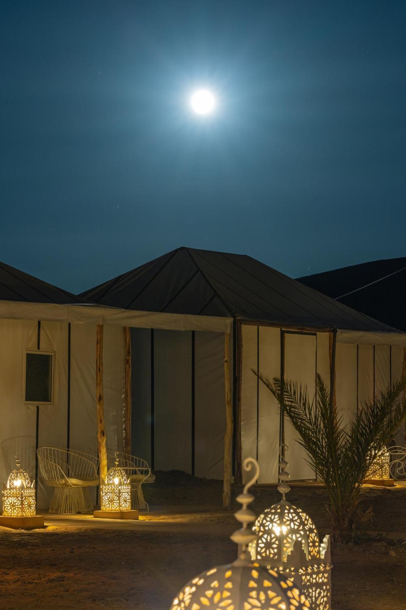 Royal Sands Camp Merzouga Bagian luar foto