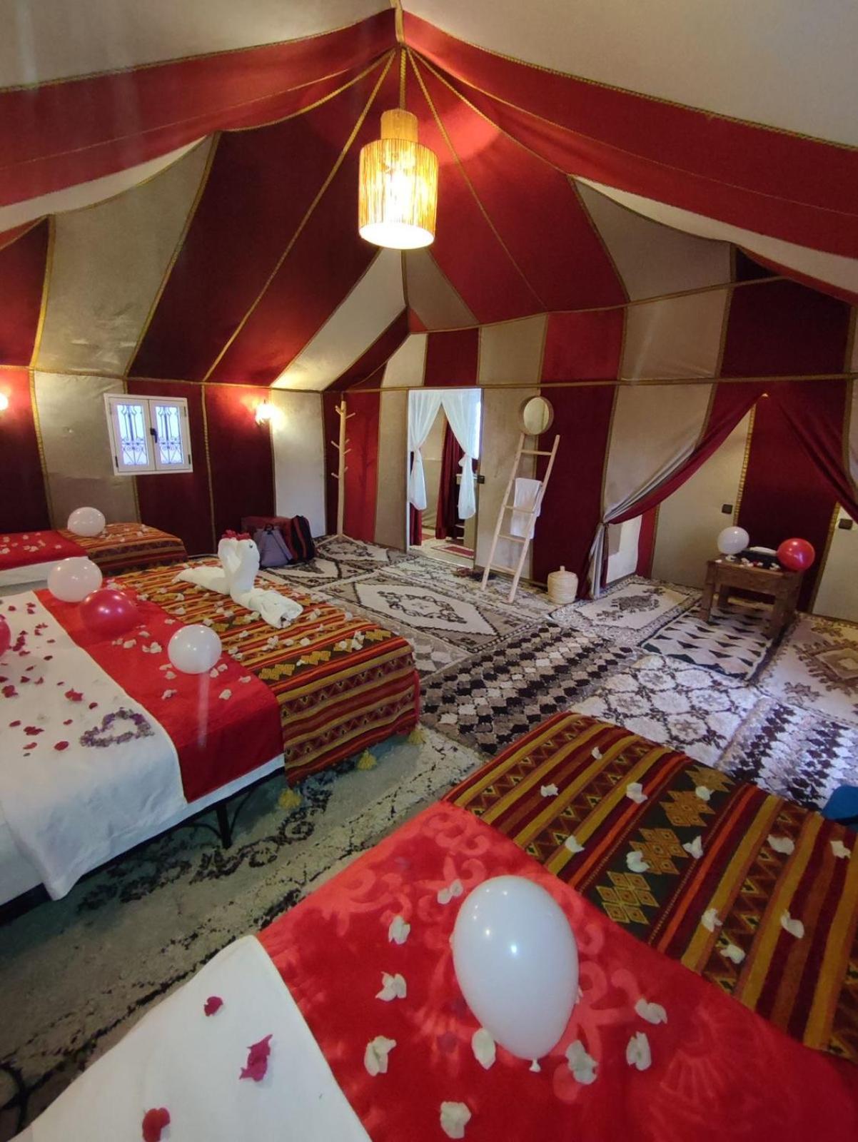 Royal Sands Camp Merzouga Bagian luar foto