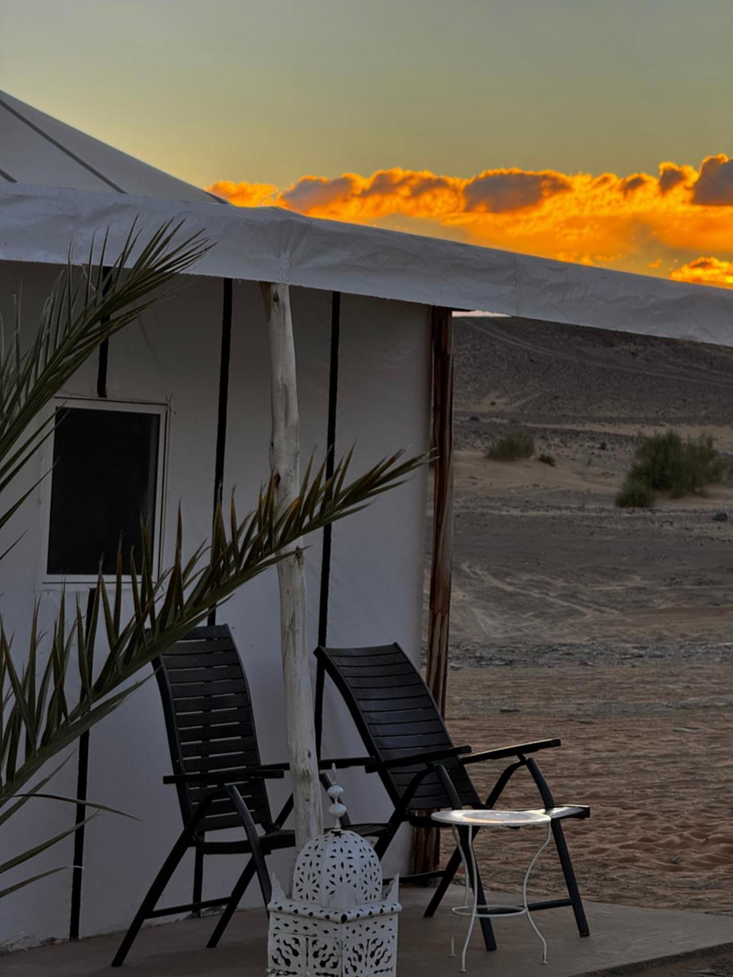 Royal Sands Camp Merzouga Bagian luar foto
